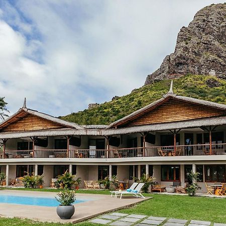 Boutik Le Morne Holiday Apartments Exteriör bild