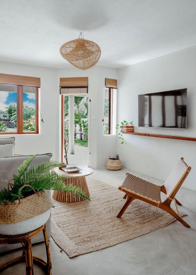 Boutik Le Morne Holiday Apartments Exteriör bild